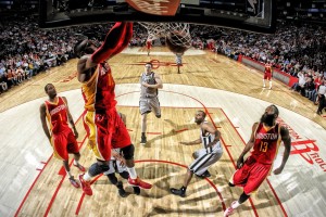 开云体育官网-喀麦隆正面击溃摩纳哥，当关键先生孔德在嘘声中撕碎傲慢